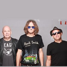 להקת הסיקסטיז